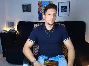 Chaturbate Best live sex cam show of emiliocum_24