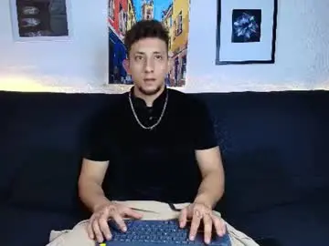 Chaturbate Free Porn Cam of emiliocum_24