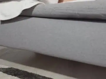 Chaturbate Live Sex Cam of hey_cesard