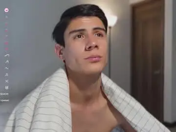 Chaturbate Best live sex cam show of hey_cesard