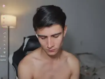 Chaturbate Nude Webcam of hey_cesard