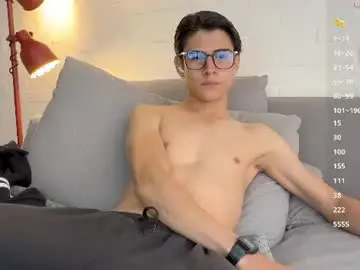 Chaturbate Sex Cam of hey_cesard