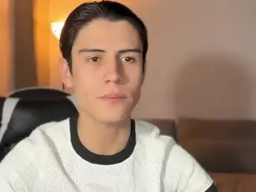 Chaturbate Free Porn Cam of hey_cesard