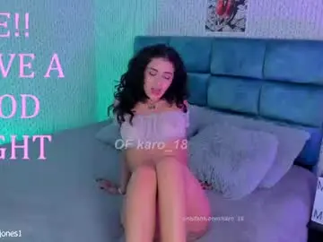 Chaturbate Private Sex Chat of karoline_jones_
