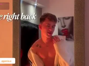 Chaturbate Watch Live Sex Cams of liamwild20