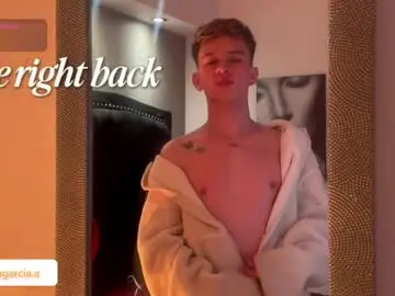 Chaturbate Free Porn Cam of liamwild20