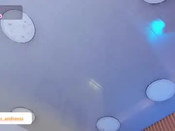 Chaturbate Live Sex Cam of liamwild20