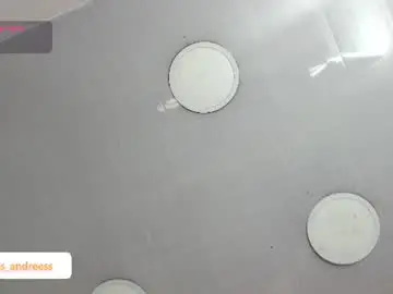 Chaturbate Live Sex Cam of liamwild20
