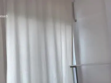 Chaturbate Live Porn of wlademarbergs