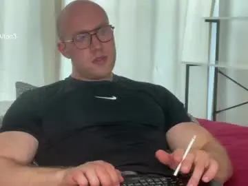 Chaturbate Watch Live Sex Cams of wlademarbergs