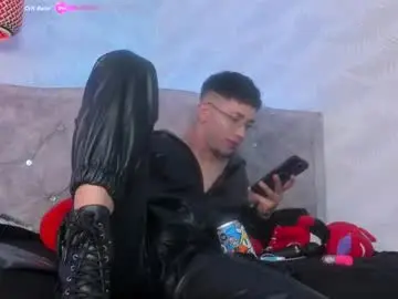 Chaturbate Best live sex cam show of andrewayne_