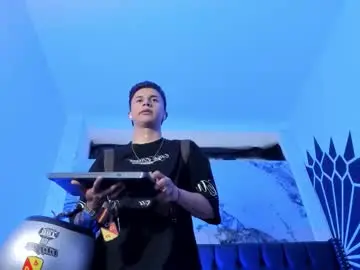 Chaturbate Free Live Porn of liaamsmiithh_