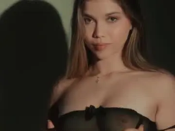 Chaturbate Sex Cam of alisa_roldan