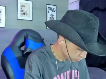 Chaturbate Free Porn Cam of cameron_lux4