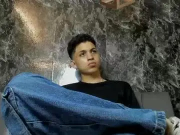 Chaturbate Live Sex Cam of cameron_lux4