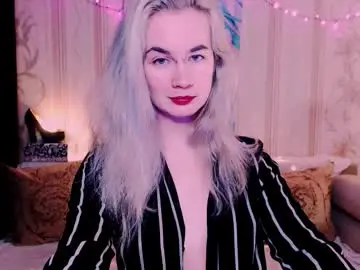 Chaturbate Live Sex Cam of carinfox