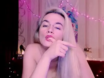 Chaturbate Best live sex cam show of carinfox