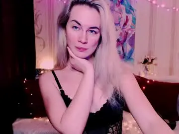 Chaturbate Best live sex cam show of carinfox
