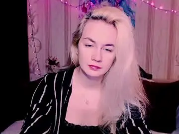 Chaturbate Best live sex cam show of carinfox