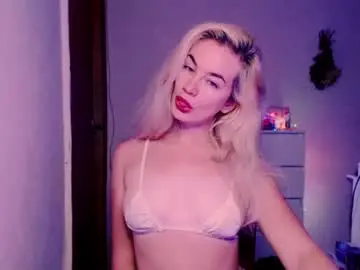 Chaturbate Watch Live Sex Cams of carinfox