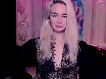 Chaturbate Watch Live Sex Cams of carinfox