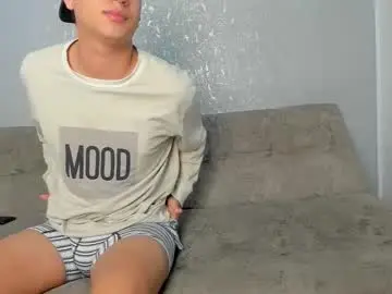 Chaturbate Live Sex Cam of cute_boys18