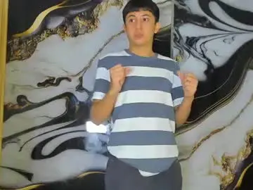 Chaturbate Nude Webcam of cute_boys18