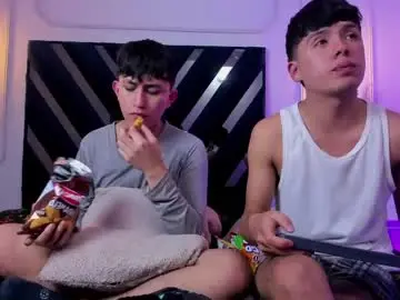 Chaturbate Nude Webcam of hoot_booys_