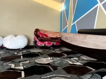 Chaturbate Live Sex Cam of jace_desi