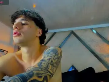 Chaturbate Watch Live Sex Cams of manuelr77