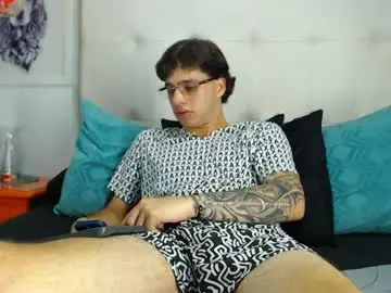 Chaturbate Live Sex of manuelr77
