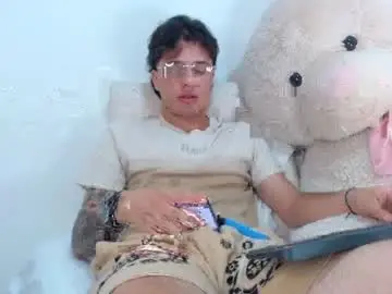 Chaturbate Best live sex cam show of manuelr77