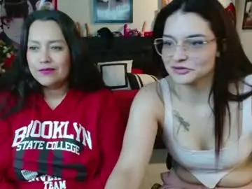 Chaturbate Private Sex Chat of penelopeandmarilyn