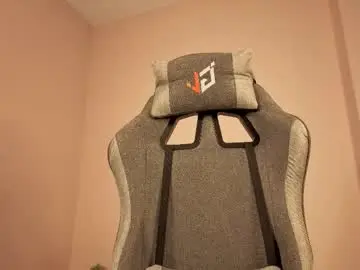 Chaturbate Live Sex Cam of popy_star