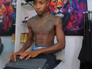 Chaturbate Watch Live Sex Cams of _pantera_09