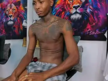 Chaturbate Live Sex Cam of _pantera_09