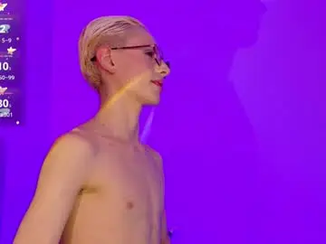 Chaturbate Live Sex Cam of liiamluna