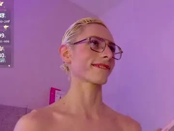 Chaturbate Best live sex cam show of liiamluna