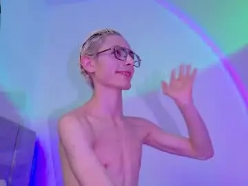 Chaturbate Watch Live Sex Cams of liiamluna
