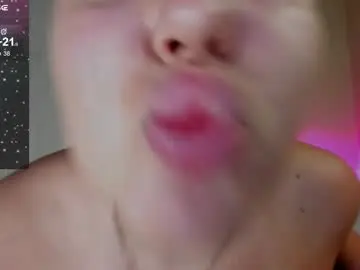 Chaturbate Best live sex cam show of ronnie__g