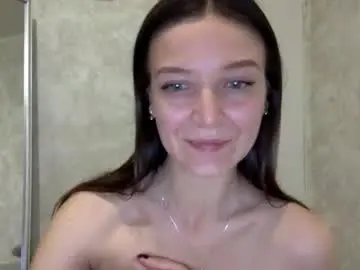 Chaturbate Free Live Porn of shining_pearl