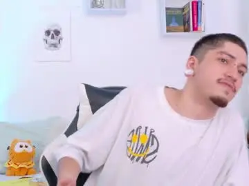 Chaturbate Free Porn Cam of zahir_raw