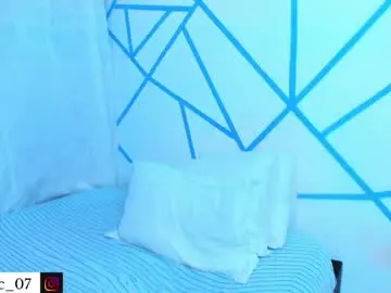 Chaturbate Free Porn Cam of liam_scott77