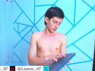 Chaturbate Live Sex of liam_scott77