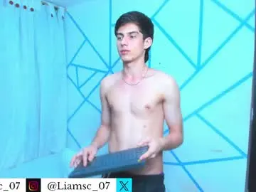 Chaturbate Free Porn Cam of liam_scott77