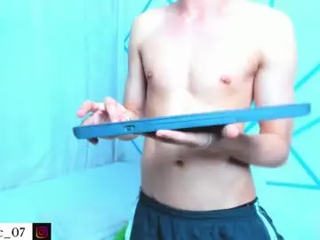 Chaturbate Nude Webcam of liam_scott77