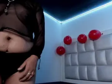 Chaturbate Live Sex Cam of lulu_js_