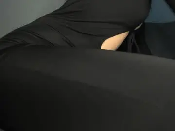 Chaturbate Adult Webcam of lustfulcurvylady