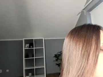 Chaturbate Best live sex cam show of lustfulcurvylady