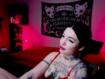 Chaturbate Live Sex Cam of magic_alie